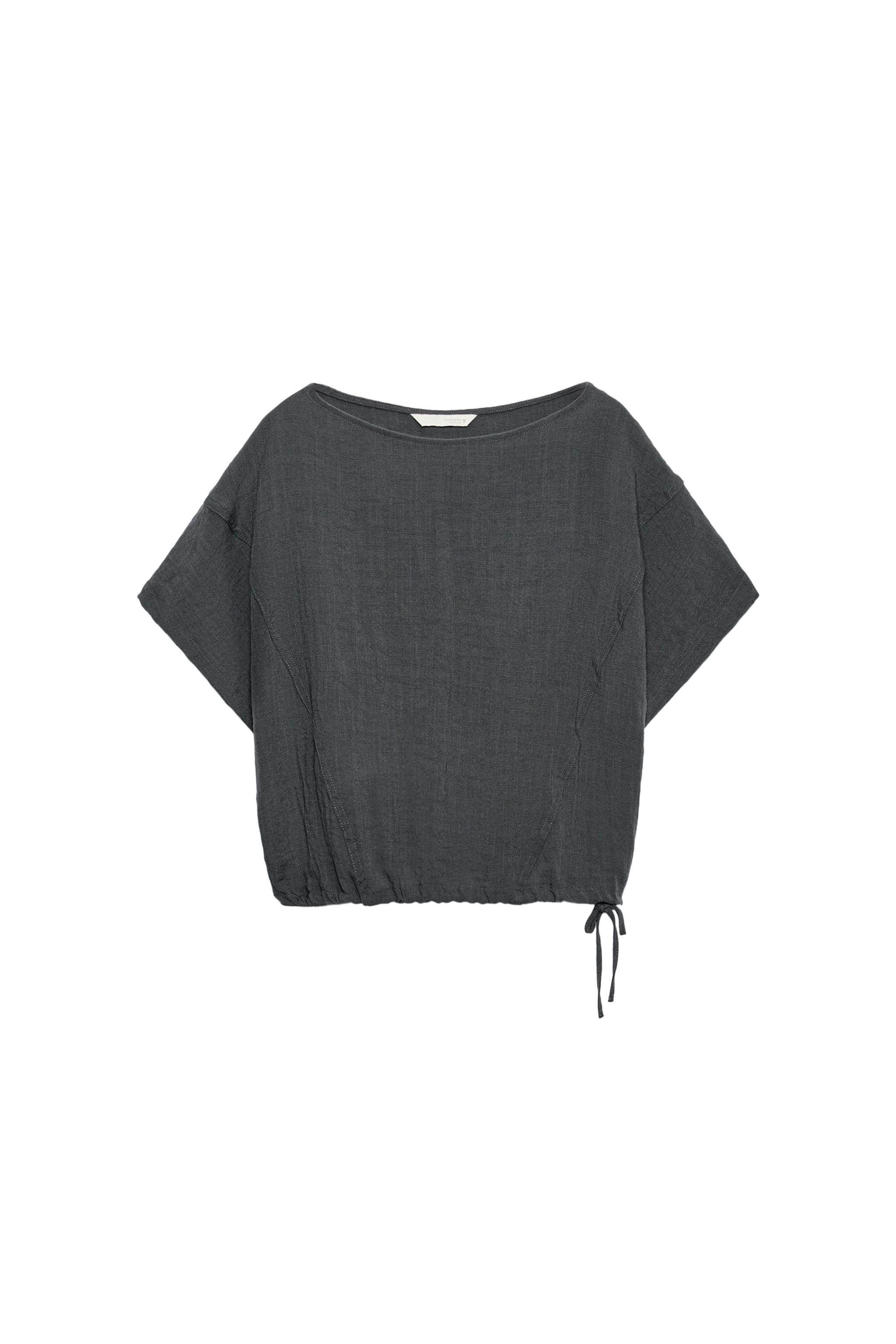 ADJUSTABLE HEM CAPE SHIRT